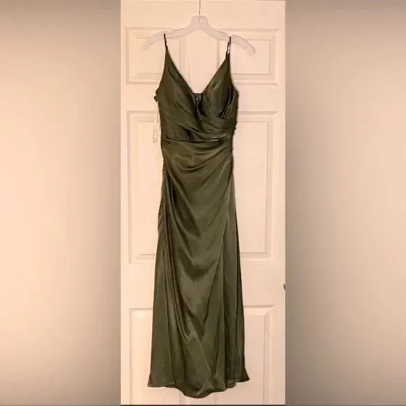 Davids Bridal Dress - Picture 2 of 2